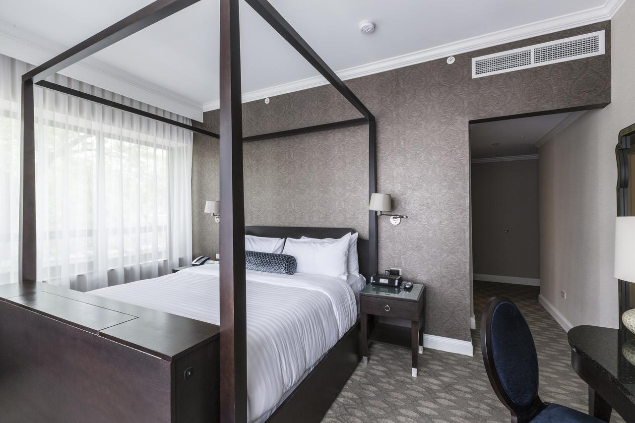 La Banque Hotel Homewood ภายนอก รูปภาพ