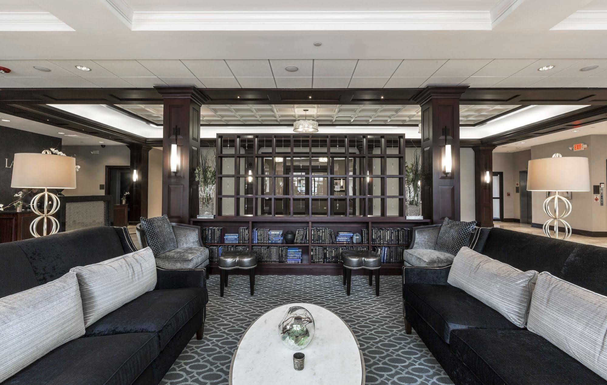 La Banque Hotel Homewood ภายนอก รูปภาพ
