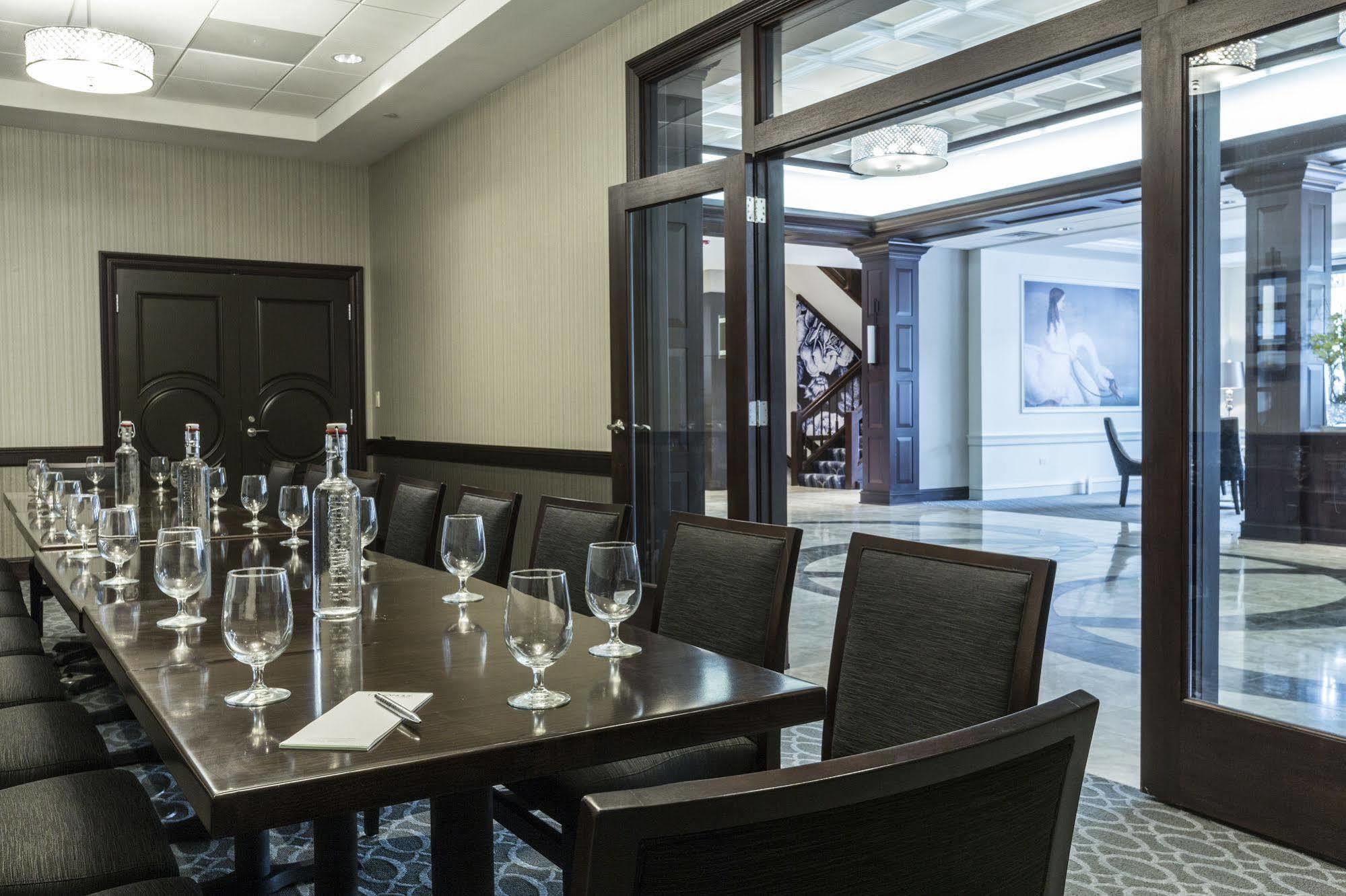La Banque Hotel Homewood ภายนอก รูปภาพ